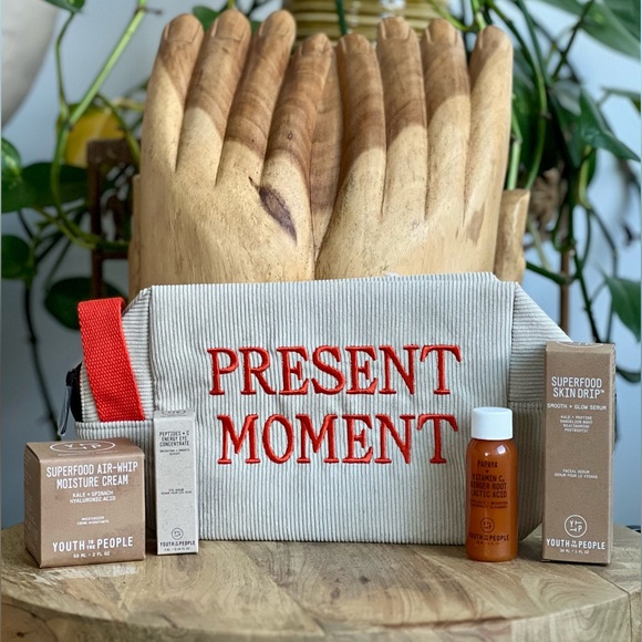 Youth To The People Other - Youth to the People Skincare Set with Cream Bag